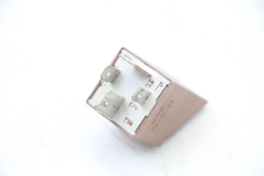 photo de STARTER RELAY PIAGGIO ZIP 4T 50 (2018 - 2020) - Alternative perspective