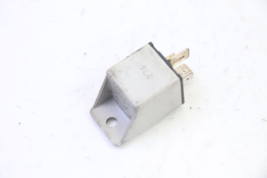 photo de STARTER RELAY PEUGEOT SATELIS 125 (2006 - 2009) - Zoom on usage condition