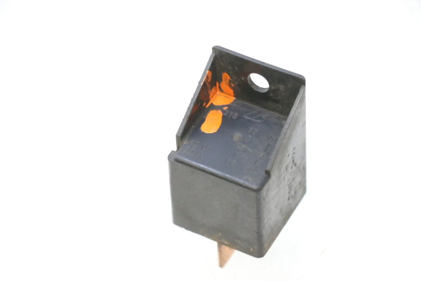 photo de STARTER RELAY PEUGEOT SATELIS 125 (2006 - 2009) - Alternative perspective