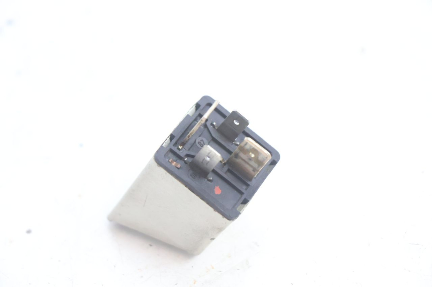 photo de STARTER RELAY PEUGEOT SATELIS 125 (2006 - 2009) - Technical close-up