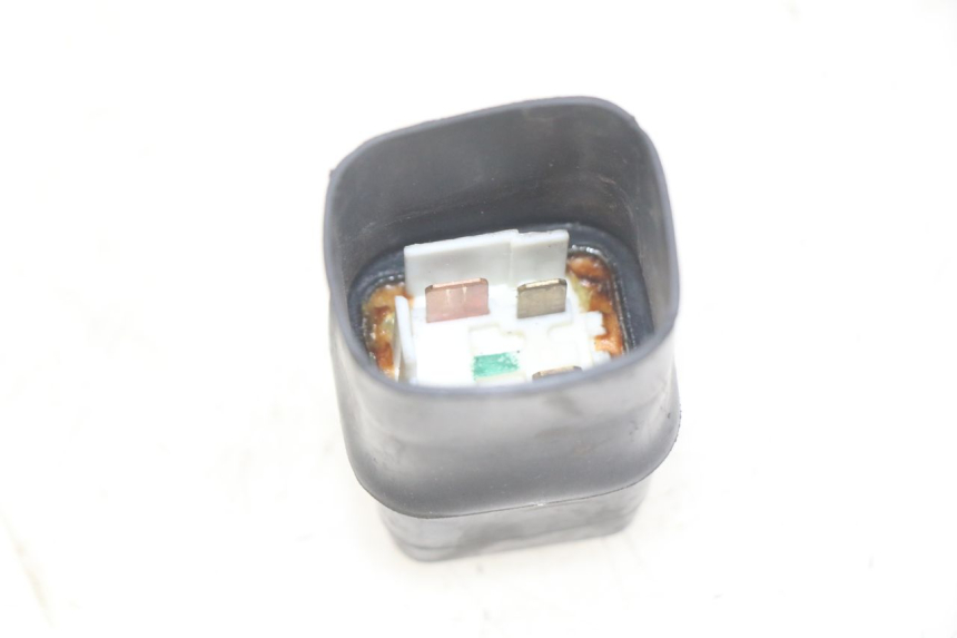 photo de STARTER RELAY HONDA SCV LEAD 100 (2003 - 2007) - Component detail