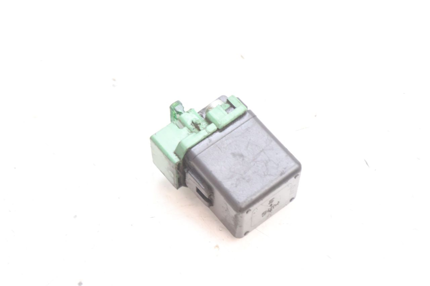 photo de STARTER RELAY HONDA SH 125 (2001 - 2003) - Zoom on usage condition