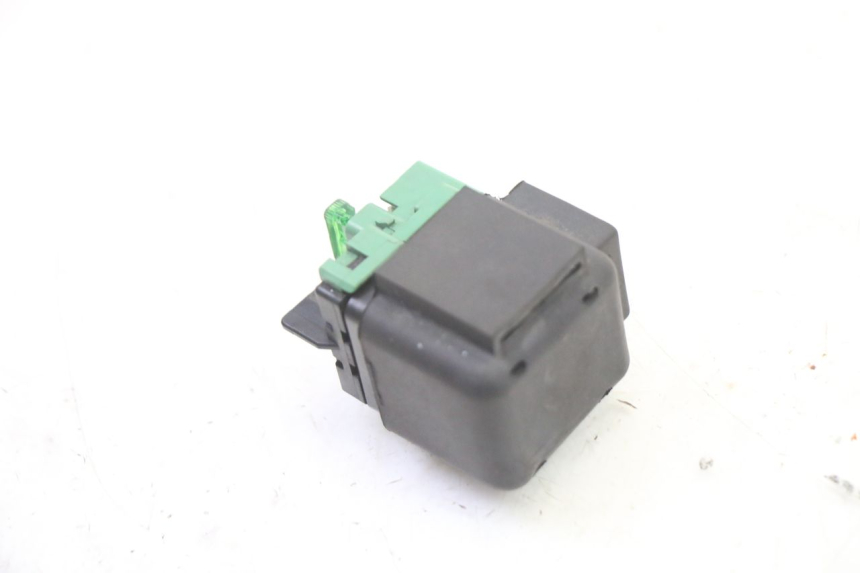 photo de STARTER RELAY HONDA ST PAN EUROPEAN 1300 (2002 - 2013) - Alternative perspective