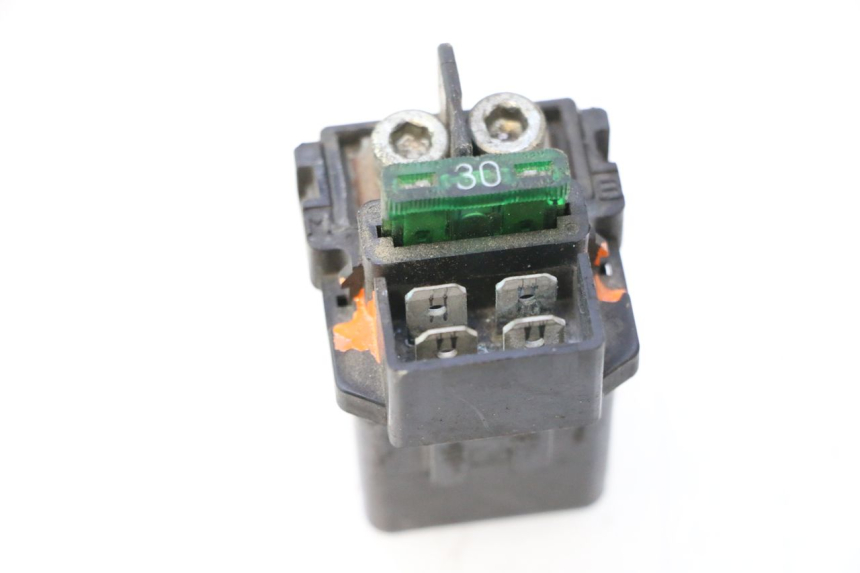 photo de STARTER RELAY HONDA ST PAN EUROPEAN 1100 (1990 - 2002) - Technical close-up