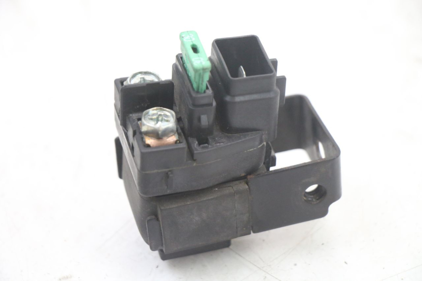 photo de STARTER RELAY SUZUKI GSF S BANDIT 600 (2000 - 2004) - Component detail