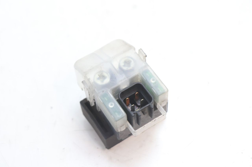 photo de STARTER RELAY SUZUKI SV S 650 (2003 - 2009) - Technical close-up