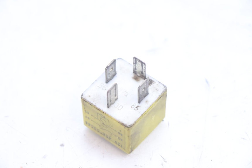 photo de STARTER RELAY PEUGEOT TREKKER 50 (1995 - 2004) - Zoom on usage condition