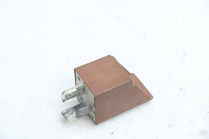 photo de STARTER RELAY PIAGGIO TYPHOON 50 (2000 - 2009) - Component detail