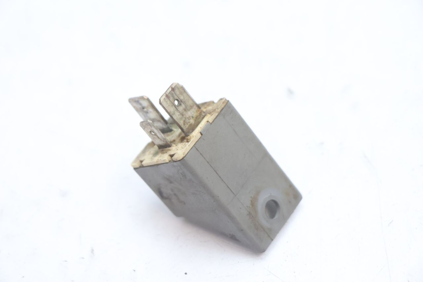 photo de STARTER RELAY PIAGGIO TYPHOON 50 (2000 - 2009) - Zoom on usage condition