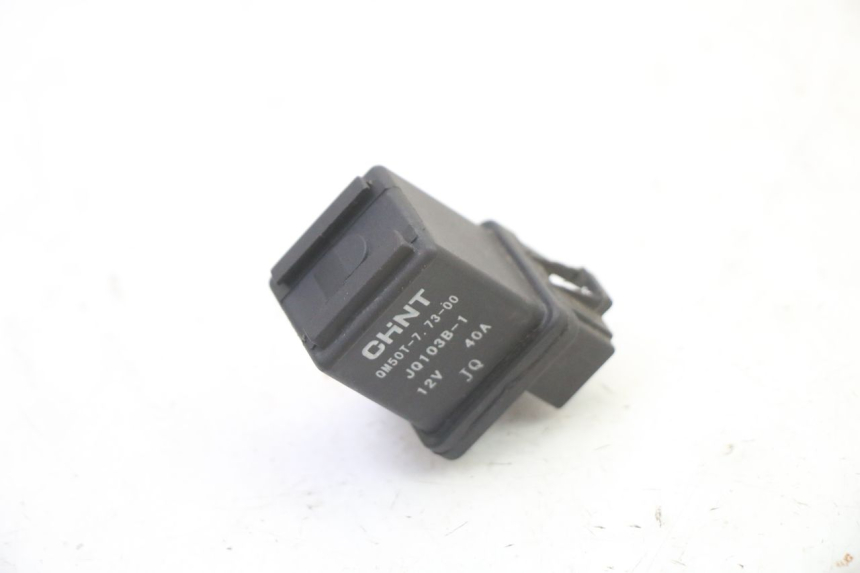 photo de STARTER RELAY PEUGEOT V-CLIC VCLIC 50 (2007 - 2013) - Component detail