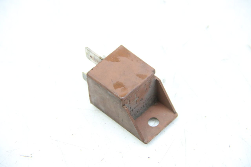 photo de STARTER RELAY PIAGGIO VESPA GRANTURISMO 125 (2003 - 2007) - Alternative perspective