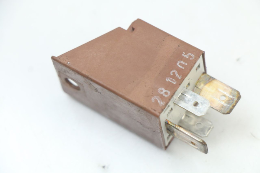 photo de STARTER RELAY PIAGGIO VESPA LX 125 (2005 - 2010) - Zoom on usage condition