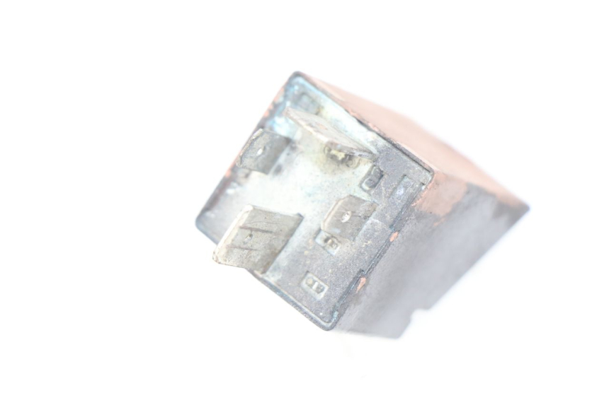 photo de STARTER RELAY PIAGGIO VESPA PRIMAVERA 2T 50 (2013 - 2018) - Zoom on usage condition