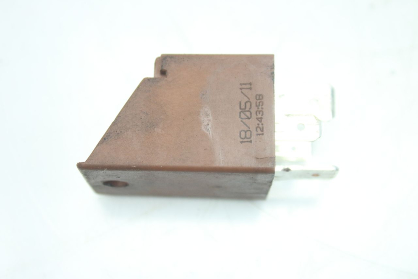 photo de STARTER RELAY PIAGGIO VESPA S 2T 50 (2007 - 2014) - Component detail