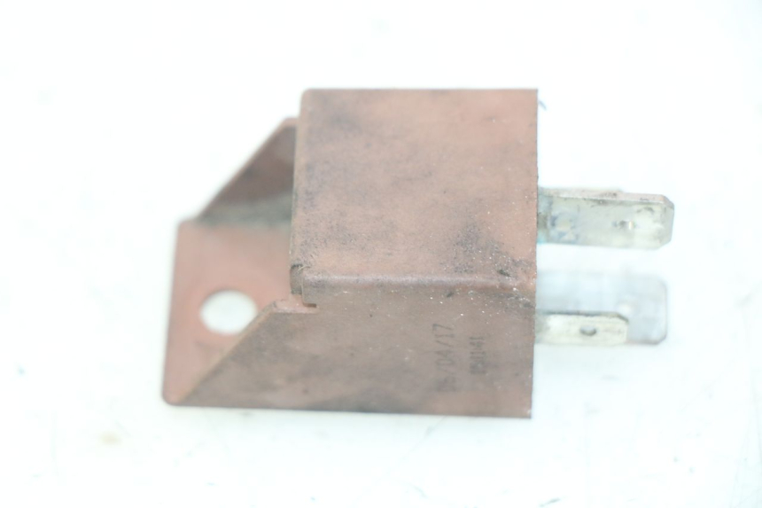 photo de STARTER RELAY PIAGGIO VESPA SPRINT 2T 50 (2014 - 2018) - Alternative perspective