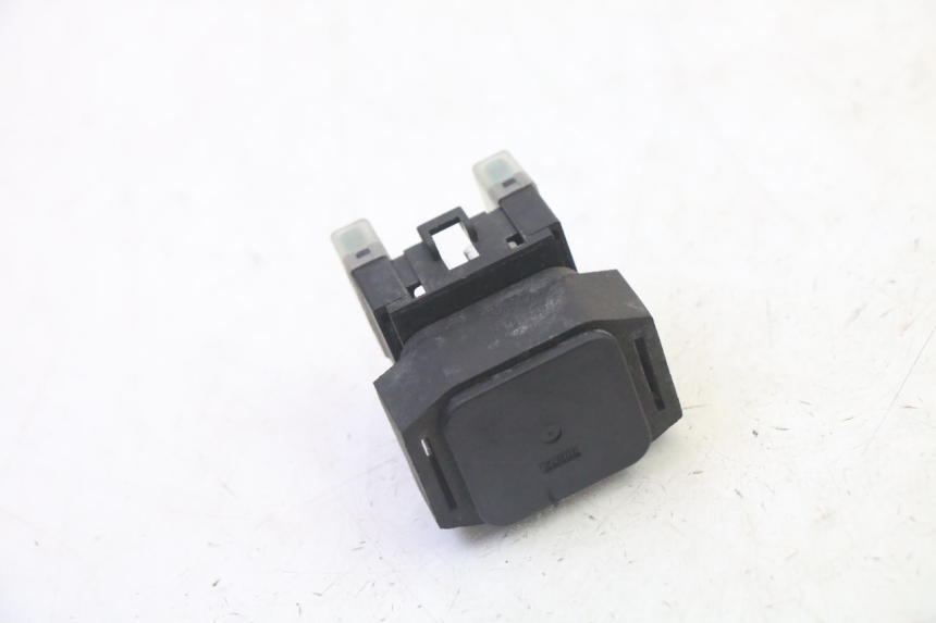 photo de STARTER RELAY YAMAHA X-MAX XMAX 125 (2010 - 2013) - Technical close-up