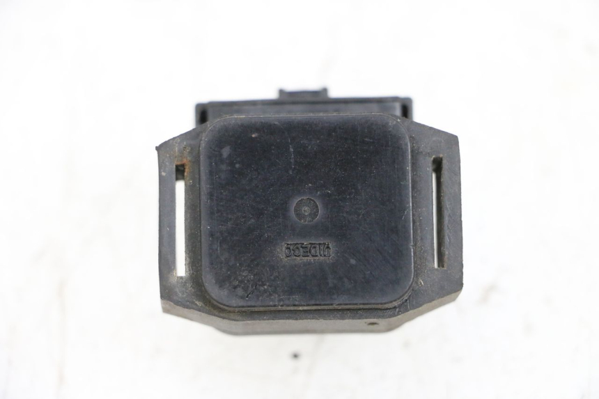 photo de STARTER RELAY YAMAHA X-MAX XMAX 125 (2010 - 2013) - Zoom on usage condition