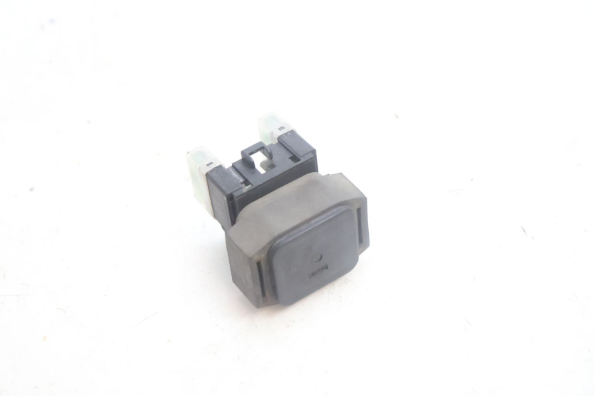 photo de STARTER RELAY YAMAHA XMAX X-MAX 125 (2006 - 2009) - Technical close-up