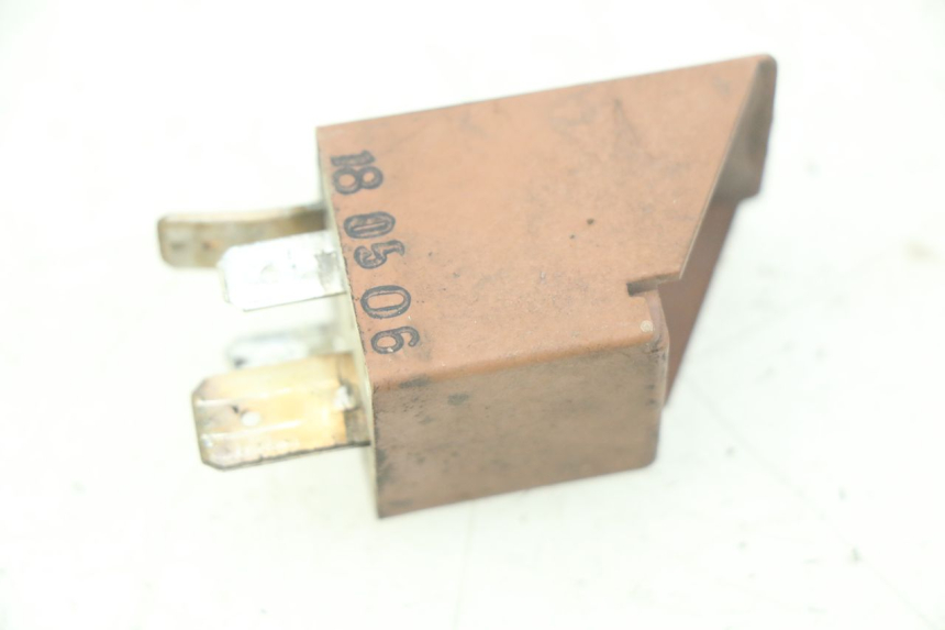 photo de STARTER RELAY PIAGGIO X8 125 (2004 - 2007) - Main view