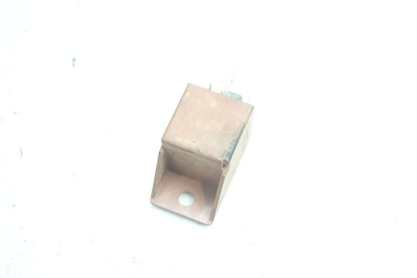 photo de STARTER RELAY PIAGGIO X9 EVOLUTION 125 (2003 - 2007) - Component detail