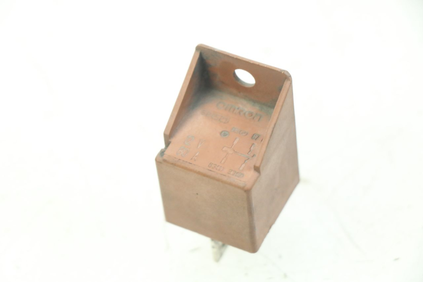 photo de STARTER RELAY PIAGGIO XEVO - X EVO 125 (2007 - 2017) - Component detail