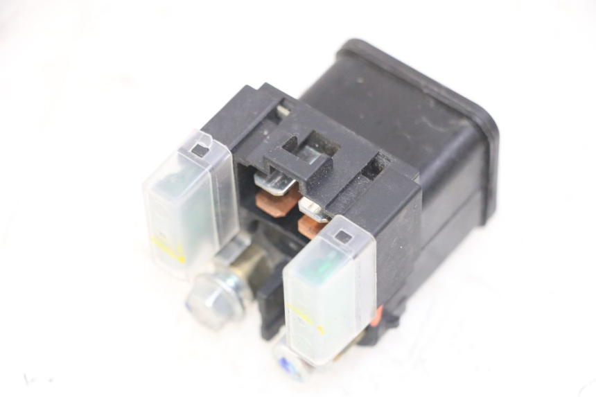 photo de STARTER RELAY YAMAHA XJ6 ABS 600 (2008 - 2016) - Technical close-up