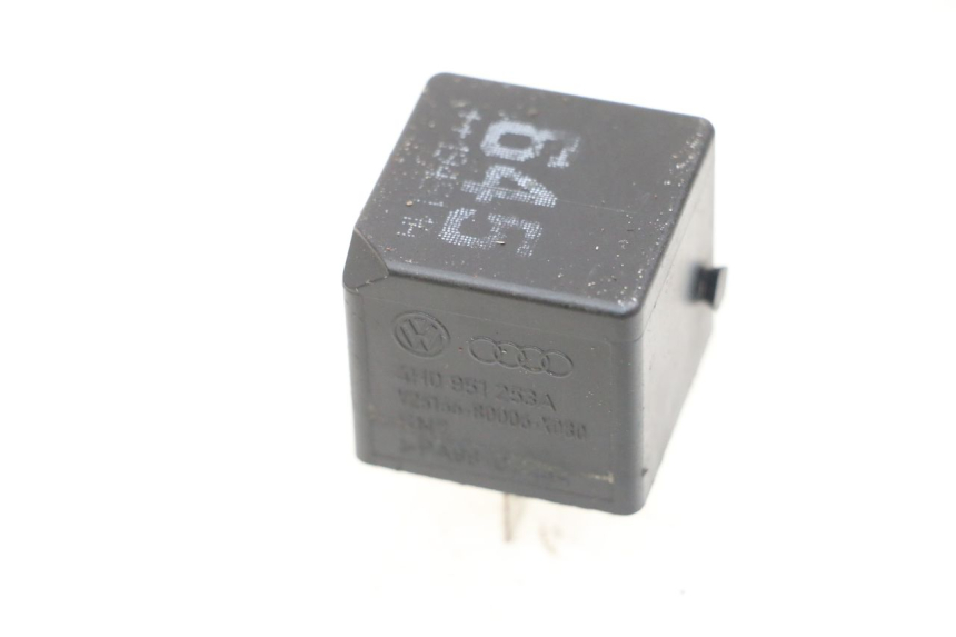 photo de STARTER RELAY YAMAHA YN NEO'S 50 (1997 - 2004) - Component detail