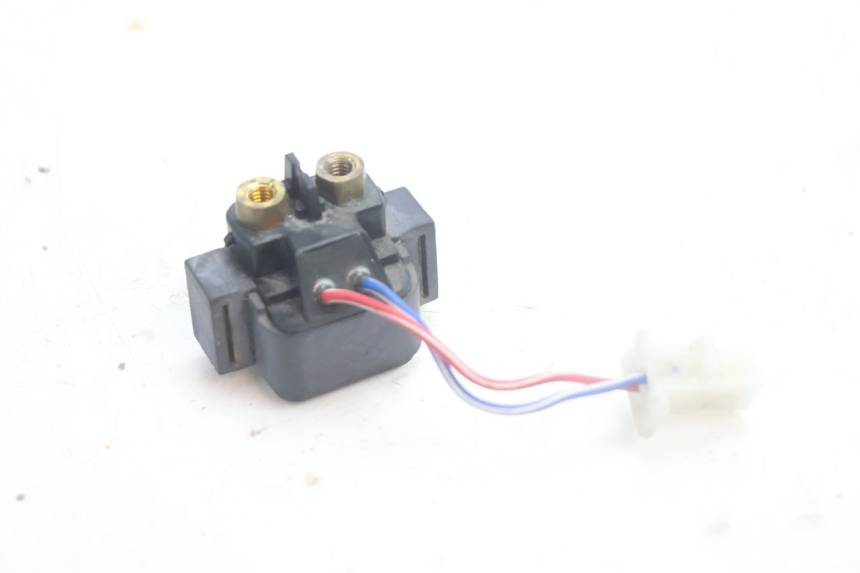 photo de STARTER RELAY YAMAHA YP MAJESTY 125 (2007 - 2010) - Zoom on usage condition