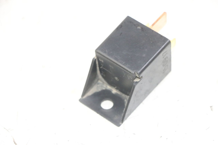 photo de STARTER RELAY PIAGGIO ZIP 4T 50 (2018 - 2020) - Technical close-up