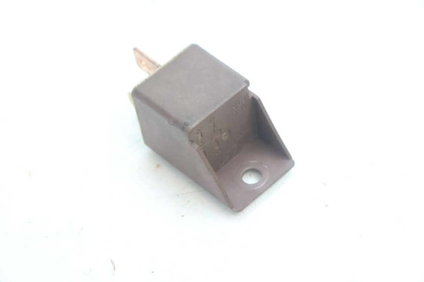 photo de STARTER RELAY PIAGGIO ZIP 4T 50 (2006 - 2017) - Zoom on usage condition