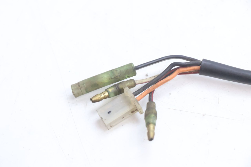 photo de RELAY MBK BOOSTER SPIRIT 50 (1996 - 1999) - Alternative perspective