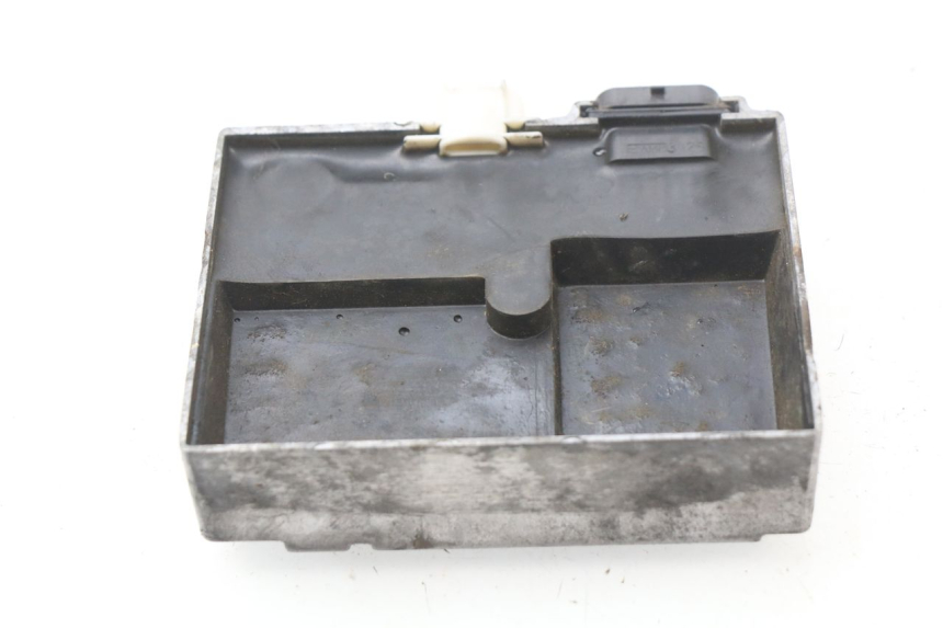 photo de ELECTRICAL RELAY SUZUKI BURGMAN 650 (2002 - 2004) - Zoom on usage condition