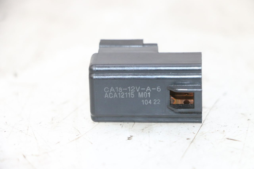 photo de ELECTRIC RELAY SUZUKI BURGMAN 125 (2007 - 2014) - Component detail