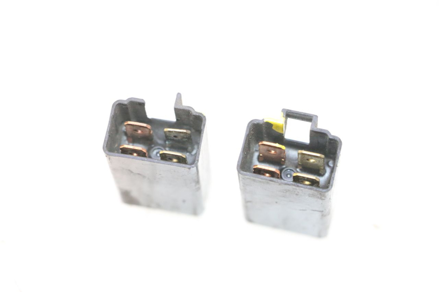 photo de ELECTRIC RELAY SUZUKI BURGMAN 125 (2007 - 2014) - Alternative perspective