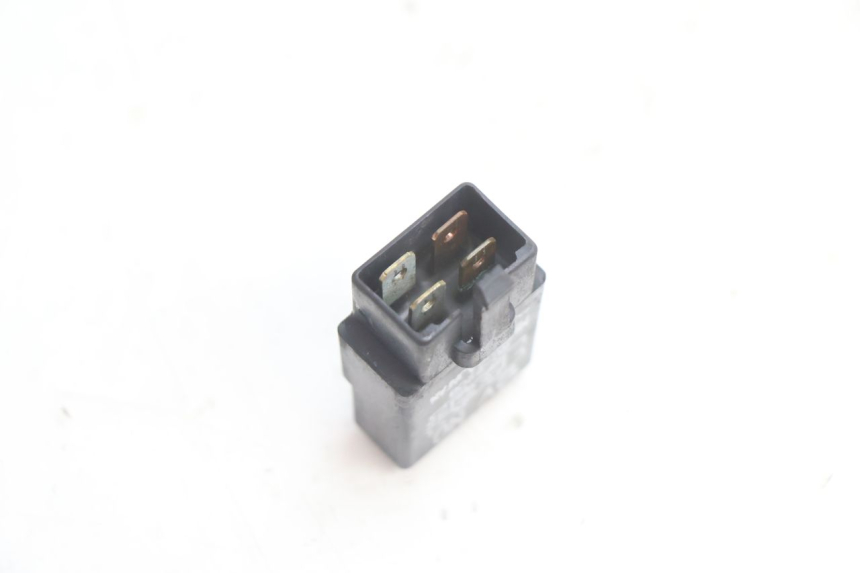 photo de RELAY PEUGEOT BUXY 50 (1993 - 1998) - Alternative perspective