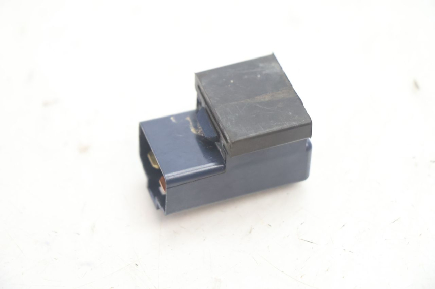photo de ELECTRICAL RELAY YAMAHA BW'S BWS 125 (2010 - 2013) - Alternative perspective
