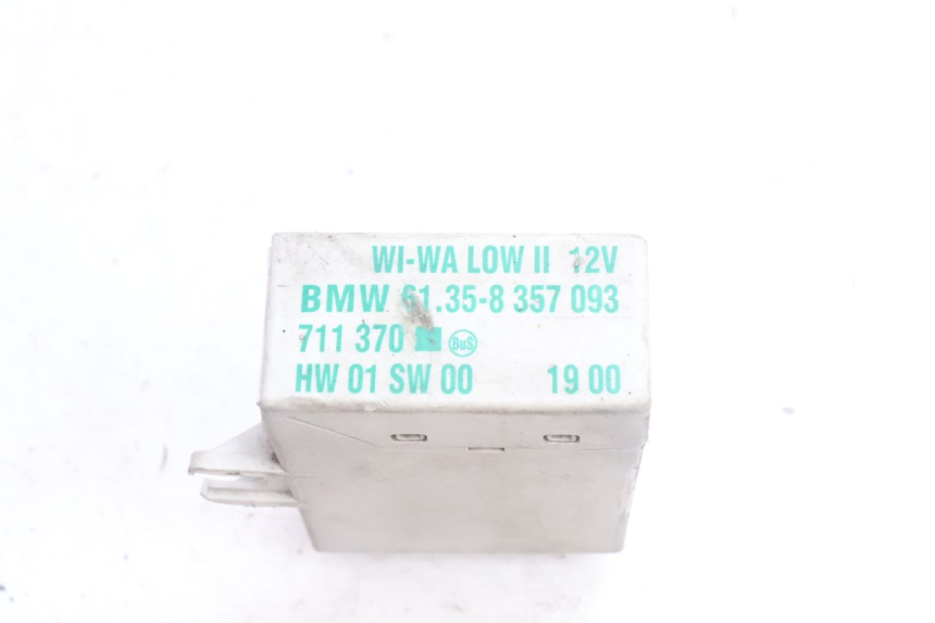 photo de ELECTRICAL RELAY BMW C1 125 (2000 - 2003) - Alternative perspective