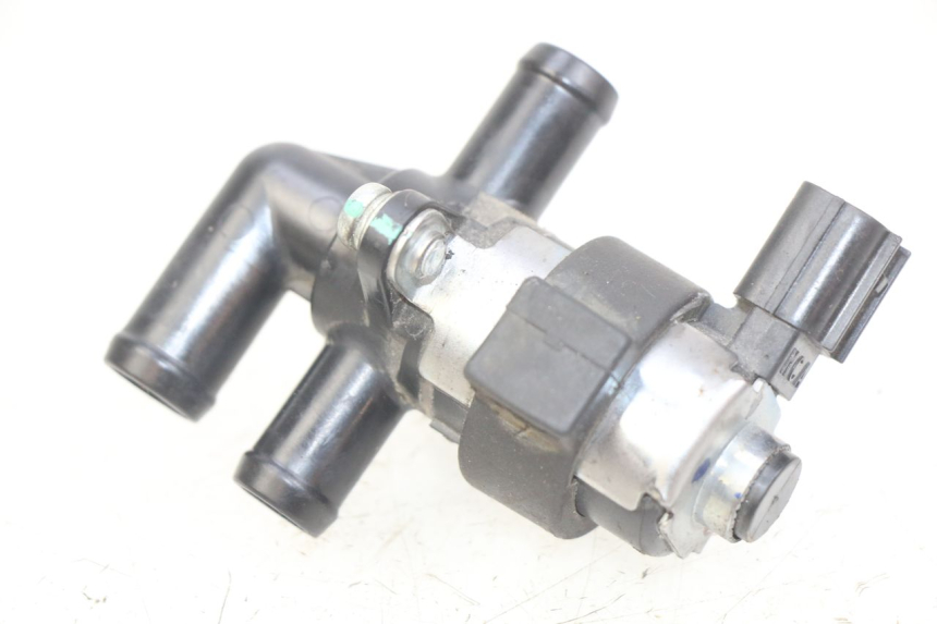 photo de ELECTRICAL RELAY HONDA CB R 1000 (2018 - 2023) - Zoom on usage condition