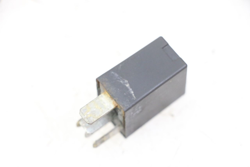 photo de ELECTRICAL RELAY PEUGEOT CITYSTAR 2T 50 (2018 - 2021) - Zoom on usage condition