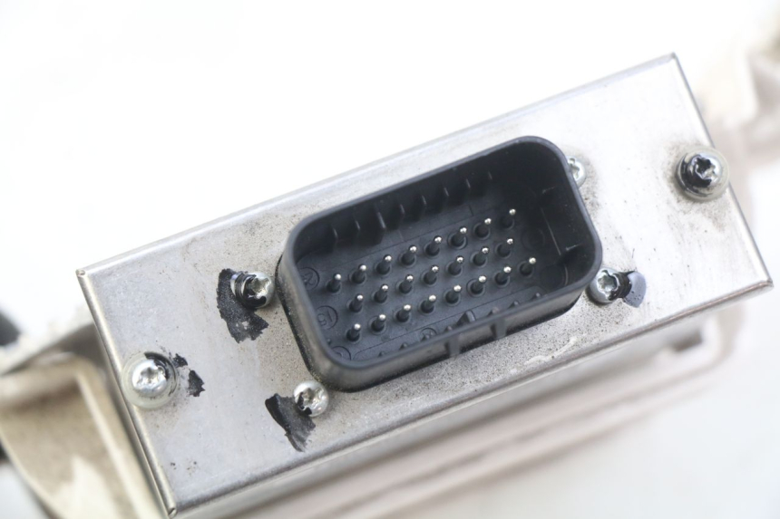 photo de ELECTRICAL RELAY PEUGEOT E-VIVACITY 1 (2012 - 2018) - Technical close-up