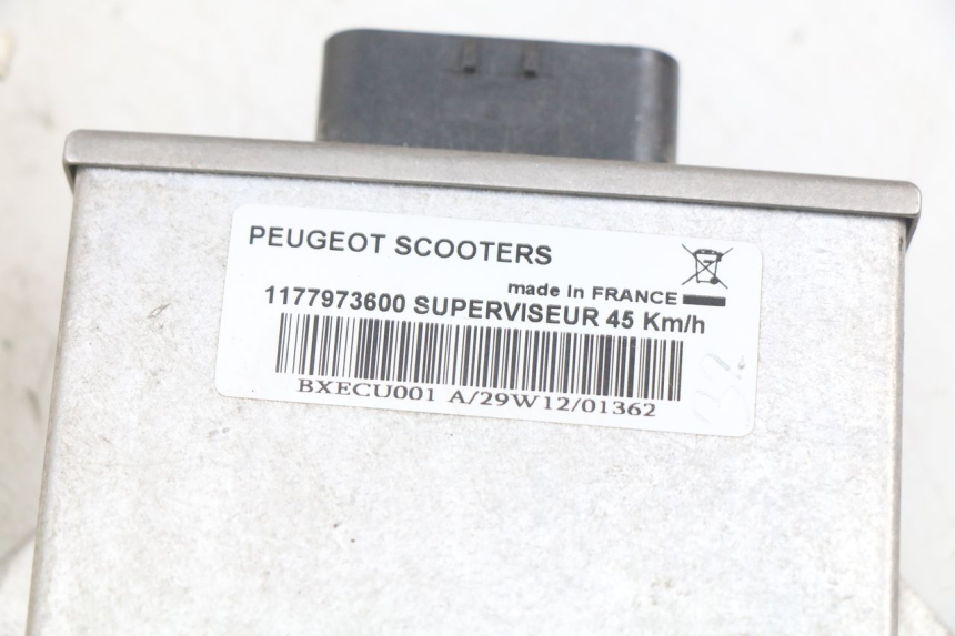 photo de ELECTRICAL RELAY PEUGEOT E-VIVACITY 1 (2012 - 2018) - Fixing points details