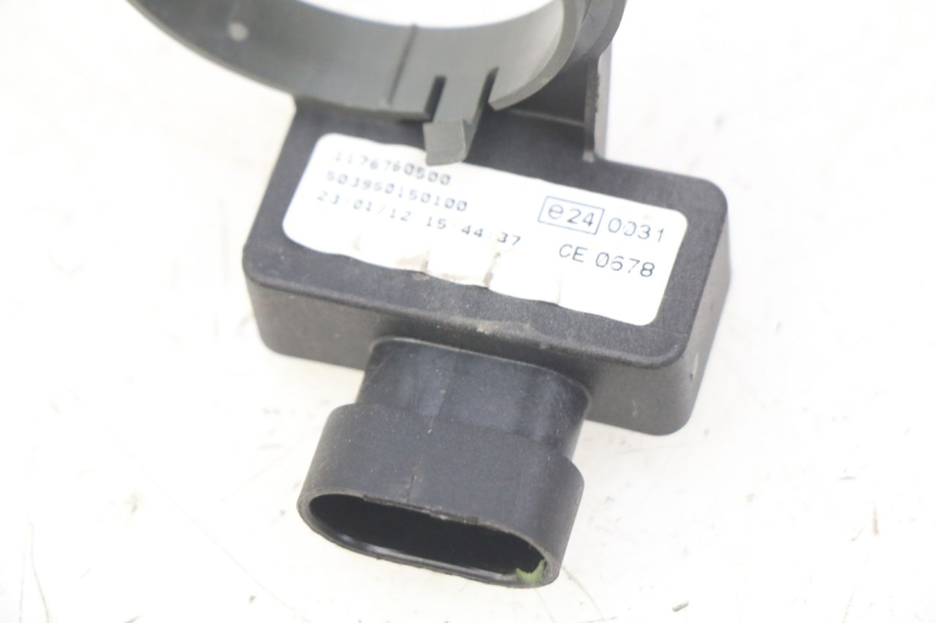 photo de ELECTRICAL RELAY PEUGEOT E-VIVACITY 1 (2012 - 2018) - Alternative perspective