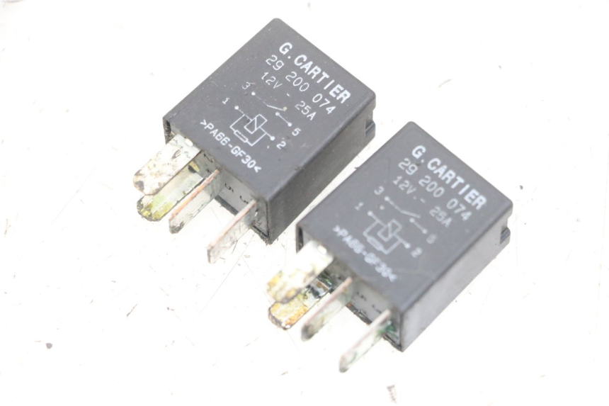 photo de RELAY PEUGEOT ELYSTAR 125 (2002 - 2007) - Alternative perspective