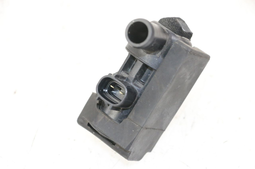 photo de RELAY KAWASAKI ER-6 ER6 N 650 (2012 - 2016) - Alternative perspective