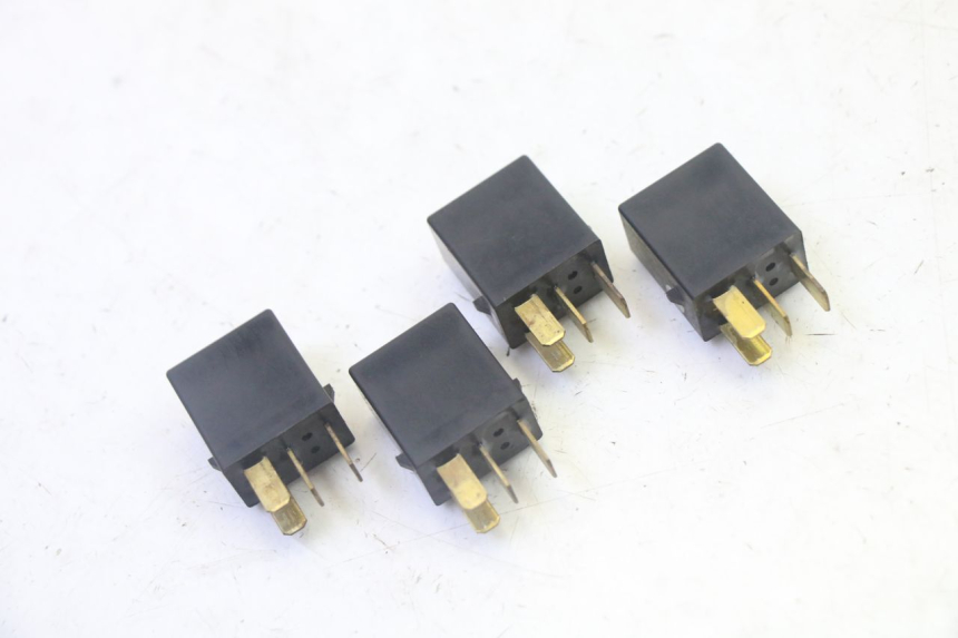 photo de ELECTRIC RELAY HONDA FES S-WING SWING ABS 125 (2007 - 2015) - Main view