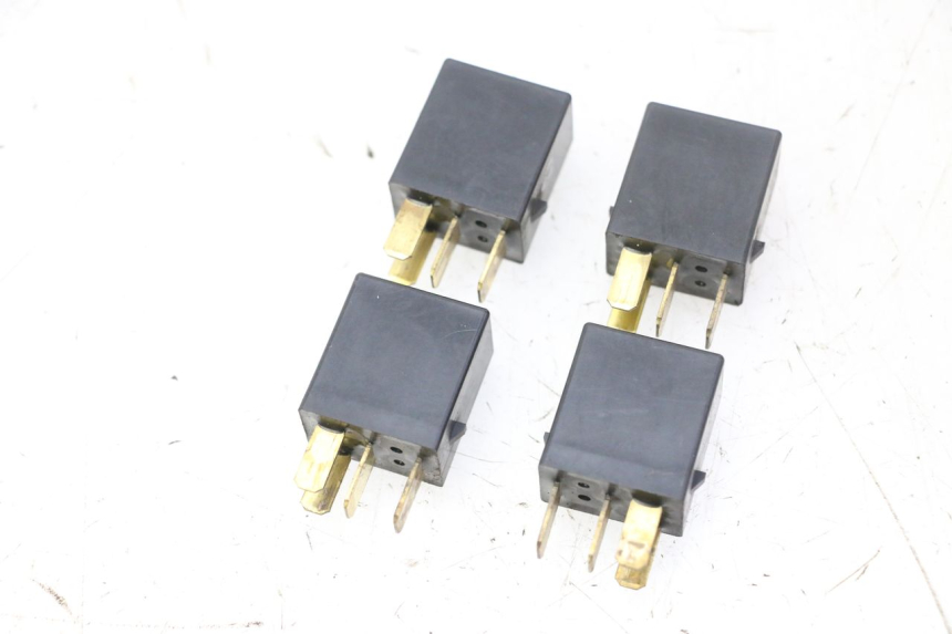 photo de ELECTRIC RELAY HONDA FES S-WING SWING ABS 125 (2007 - 2015) - Main view