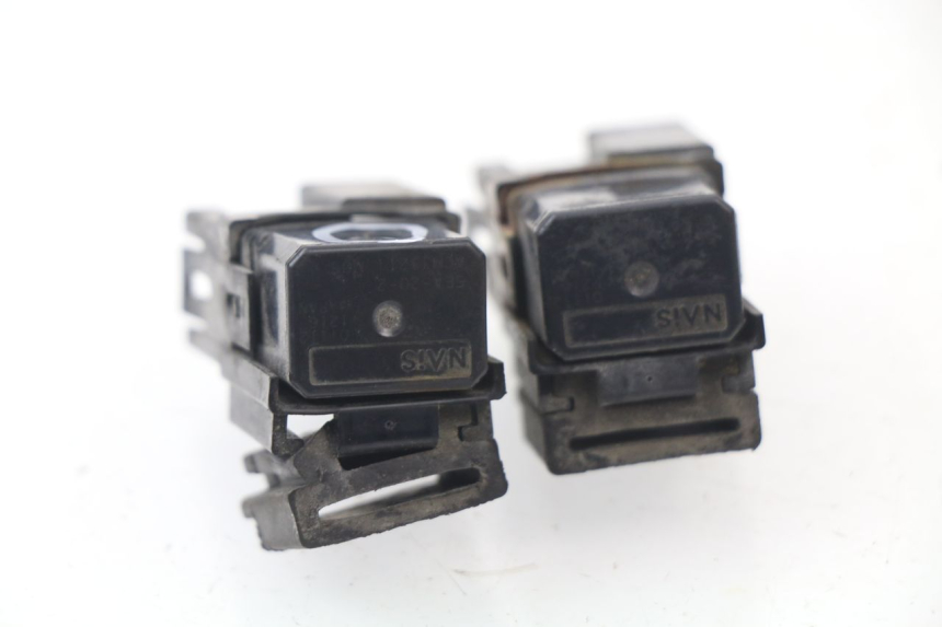 photo de ELECTRICAL RELAY YAMAHA FJR ABS 1300 (2006 - 2012) - Alternative perspective