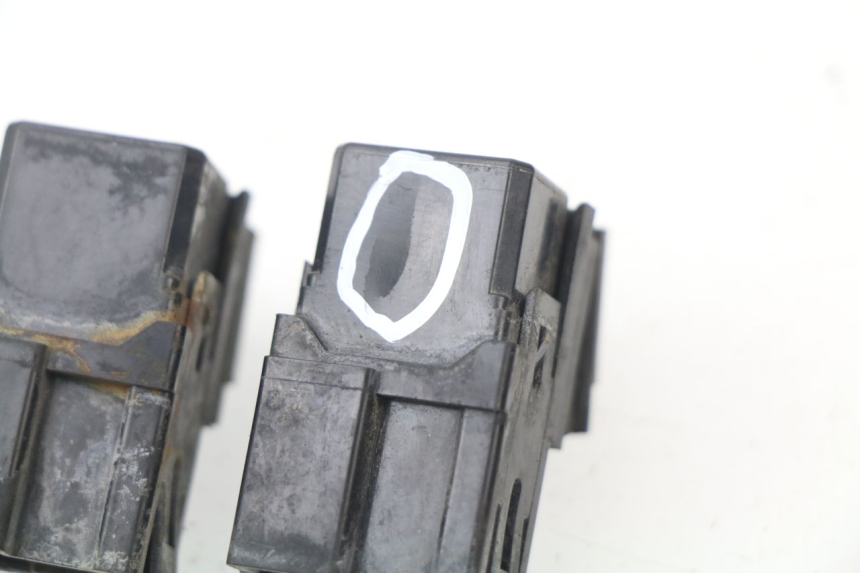 photo de ELECTRICAL RELAY YAMAHA FJR ABS 1300 (2006 - 2012) - Technical close-up