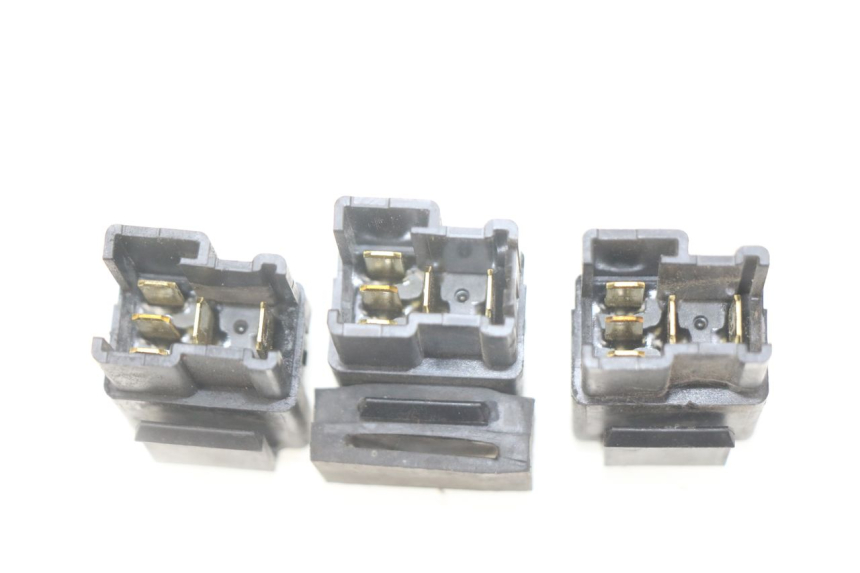 photo de ELECTRIC RELAY YAMAHA FJR ABS 1300 (2016 - 2020) - Alternative perspective