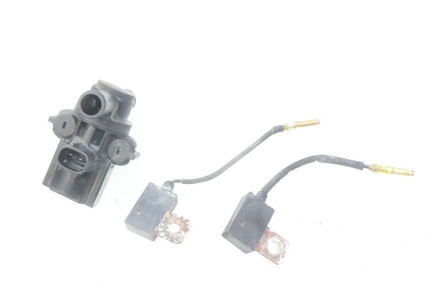 photo de ELECTRIC RELAY YAMAHA FJR ABS 1300 (2016 - 2020) - Alternative perspective